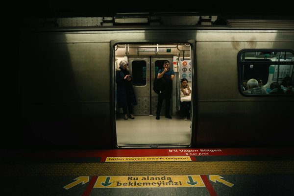 La Surpopulation : Décryptage d'un Mythe ou d'une Réalité Incontournable ?